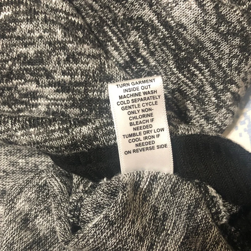Cato Black and Gray Knit Sweater - Picture 5 of 5